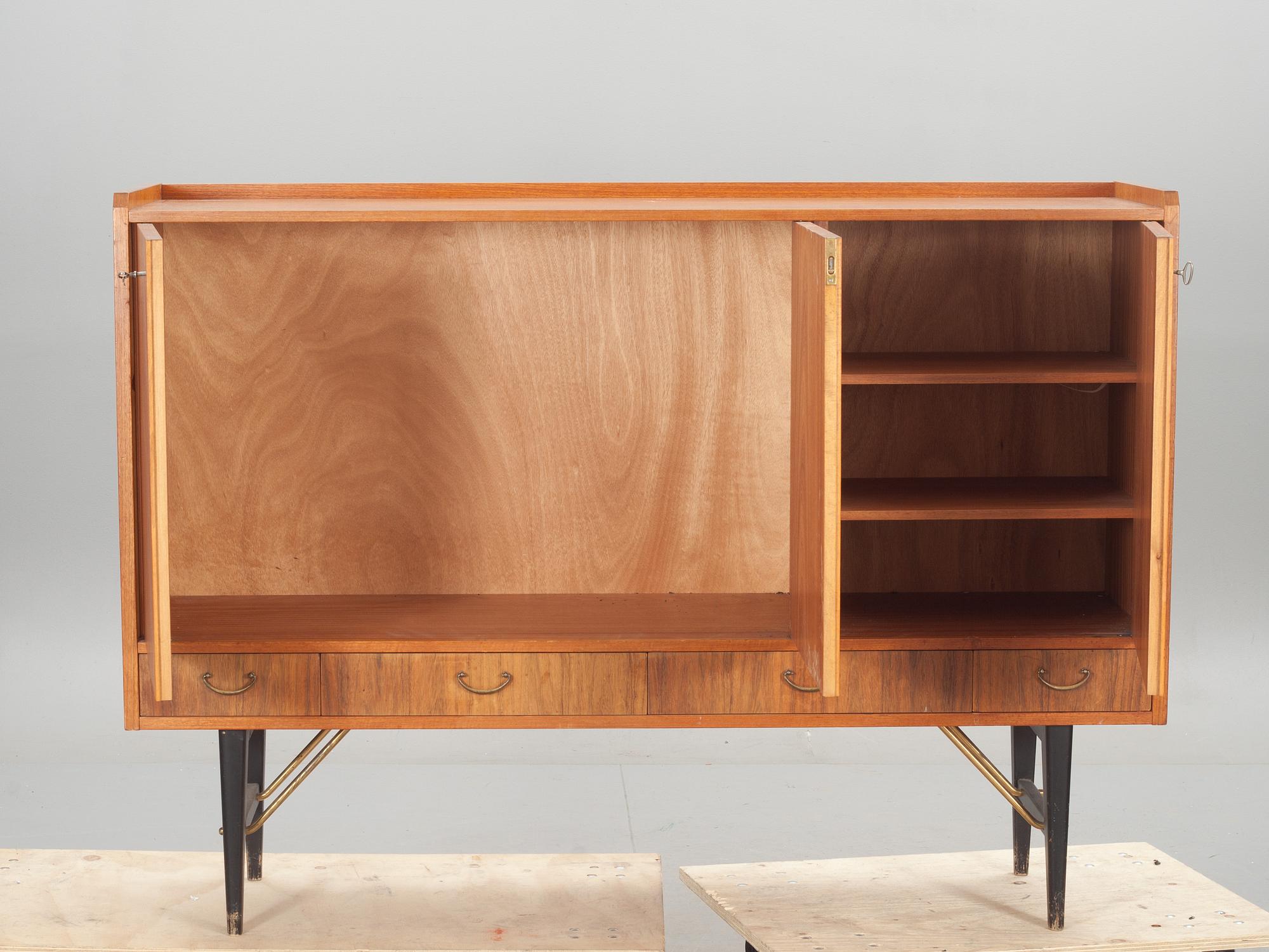 SIDEBOARD, 1960-tal.