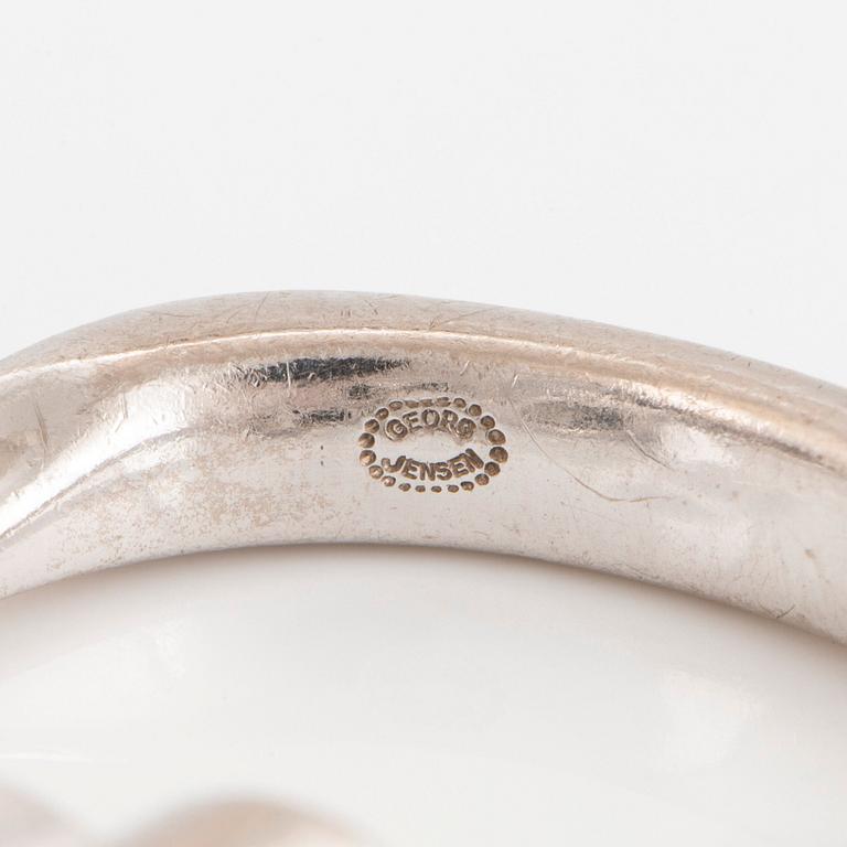 Georg Jensen "Cascade" ring 18K vitguld med runda briljantslipade diamanter.