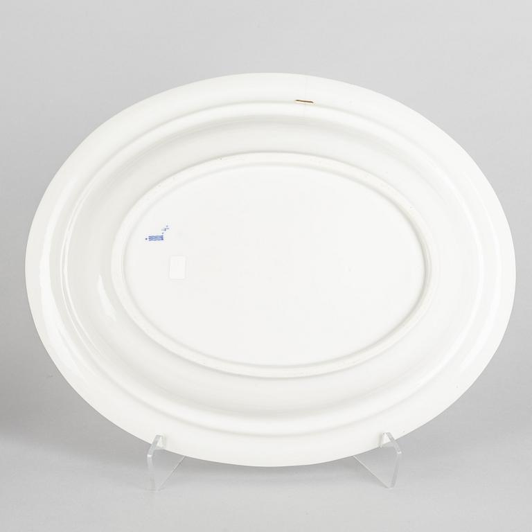 Terrin / ragufat med lock, porslin, Royal Copenhagen, "Musselmalet", 1800-tal.