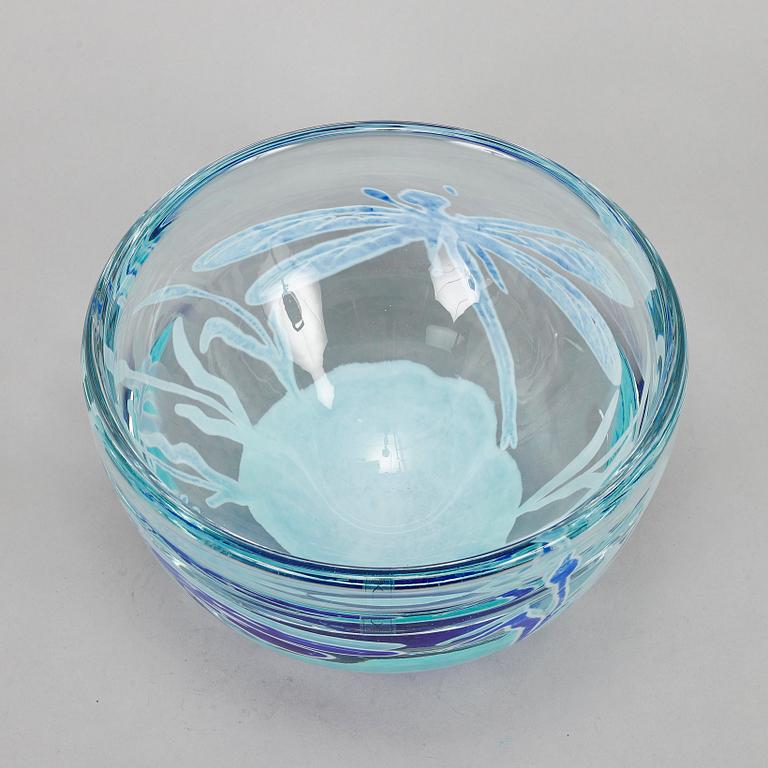 Astrid Gate, skål, glas, "Trollslända", Johansfors, Limited Edition, nr 62/299.