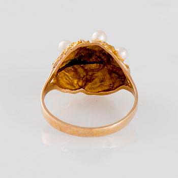 RING, odlade pärlor, 14K guld. Tammen Koru, Åbo 1969.