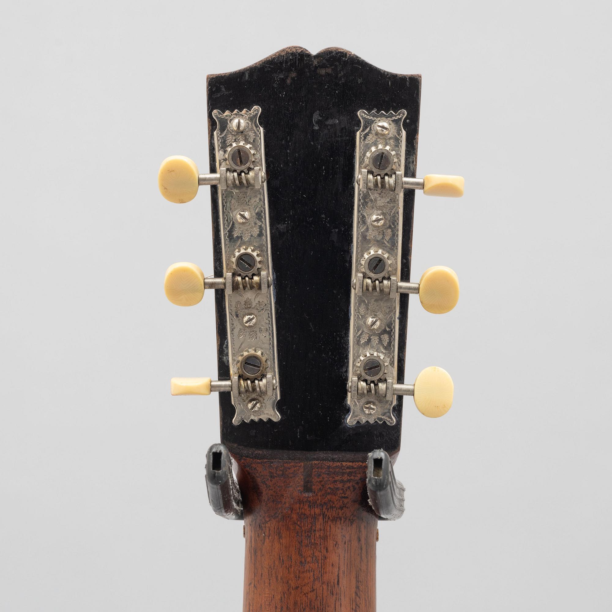 Gibson, "Style O", acoustic guitar, 1921, USA.