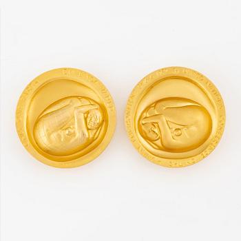 Kauko Räsänen, commemorative medal, 18K gold, Sporrong, 1972, numbered 062/300, total weight 447 g.