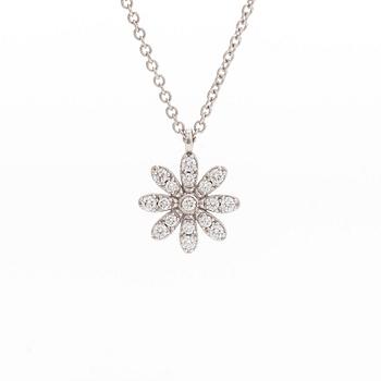 Tiffany & Co, an 18K white gold 'Daisy' necklace with diamonds.