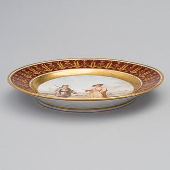 A RUSSIAN PORCELAIN PLATE ROM THE GURIEV SERVICE, Imperial porcelain factory 1809-1816, the time of Alexander I.