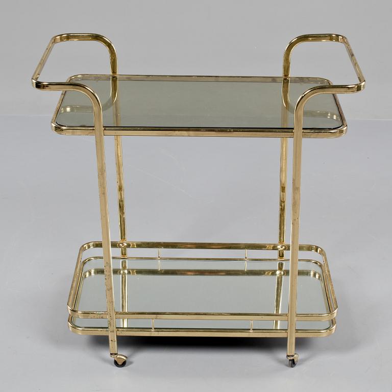 SERVERINGSVAGN, 1900-talets fjärde kvartal.