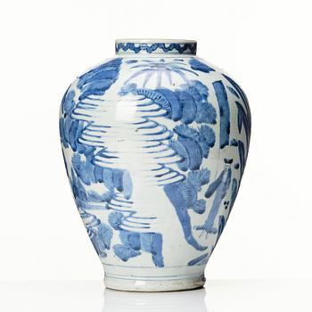 A Japanese blue and white vase, 17th century.