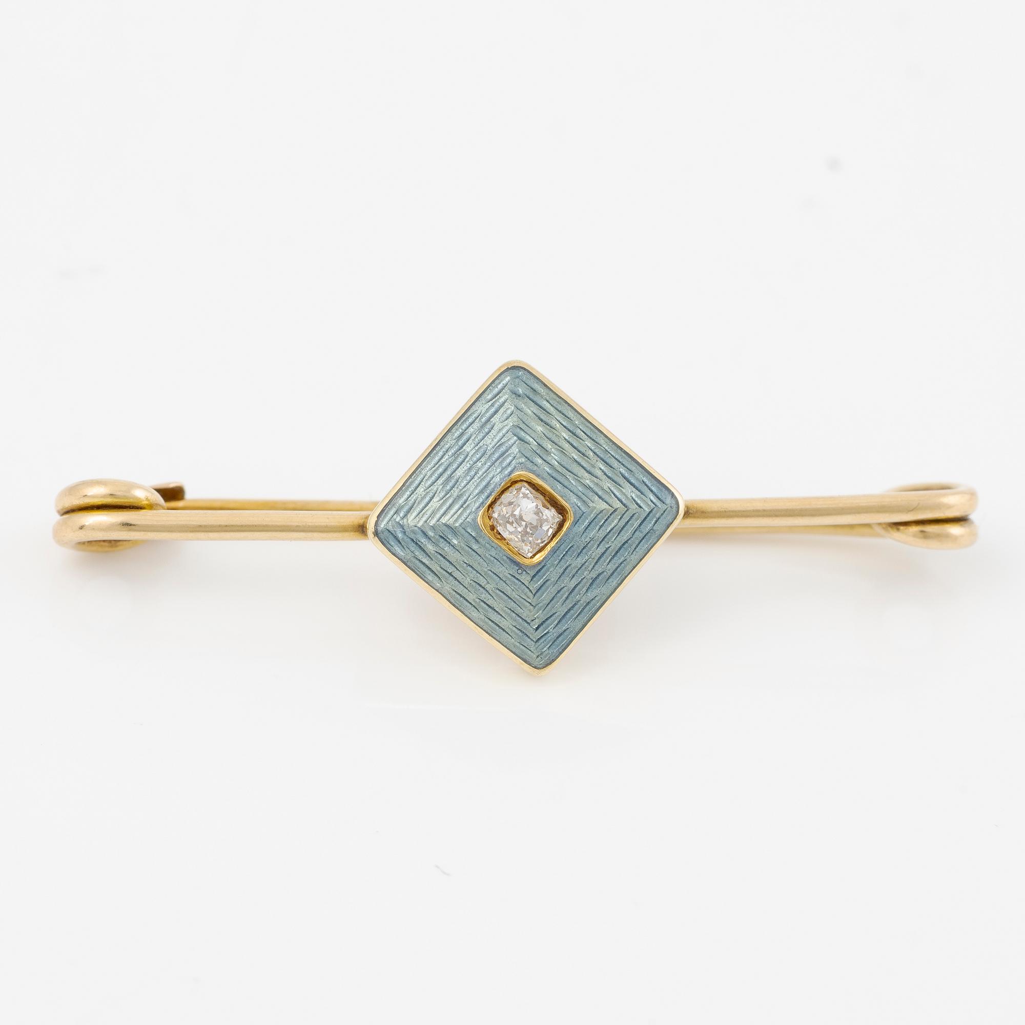 Brooch, 14K gold with enamel and old-cut diamond.