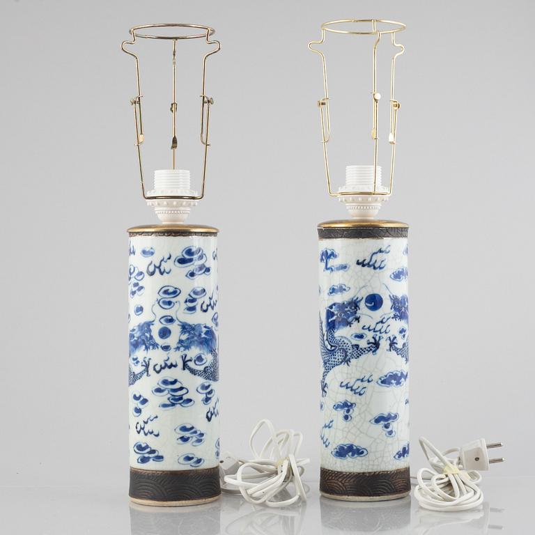 A pair of Chinese vases/table lamps, 20th century.