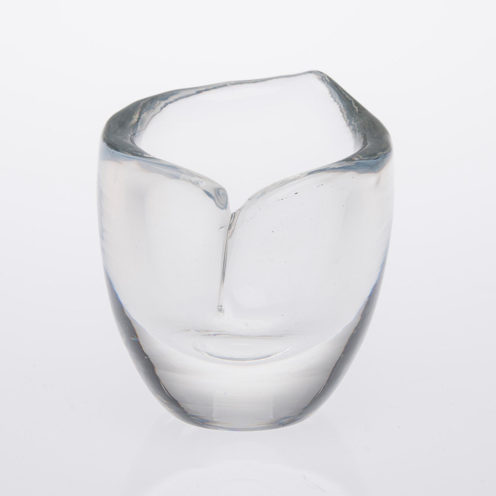 VAS, glas, modell 3508, signerad Tapio Wirkkala Iittala. Formgiven 1950.