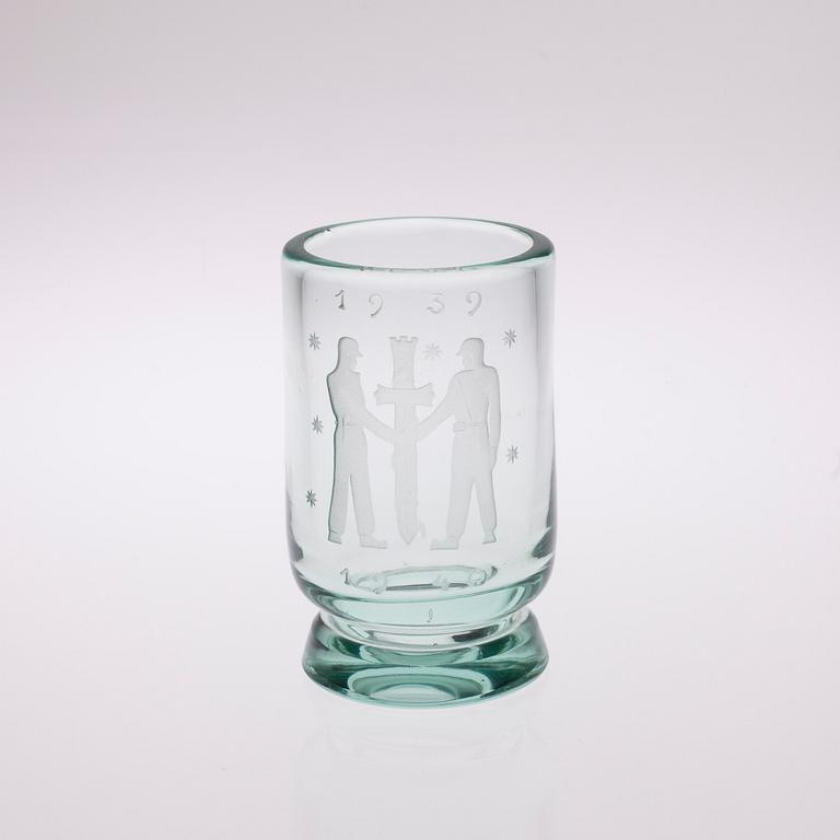 VAS, glas, "Vapenbror" Riihimäki Glasbruk 1940-tal.