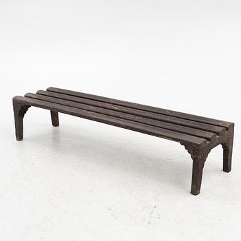 Bänkar, ett par, omkring år 1900.
