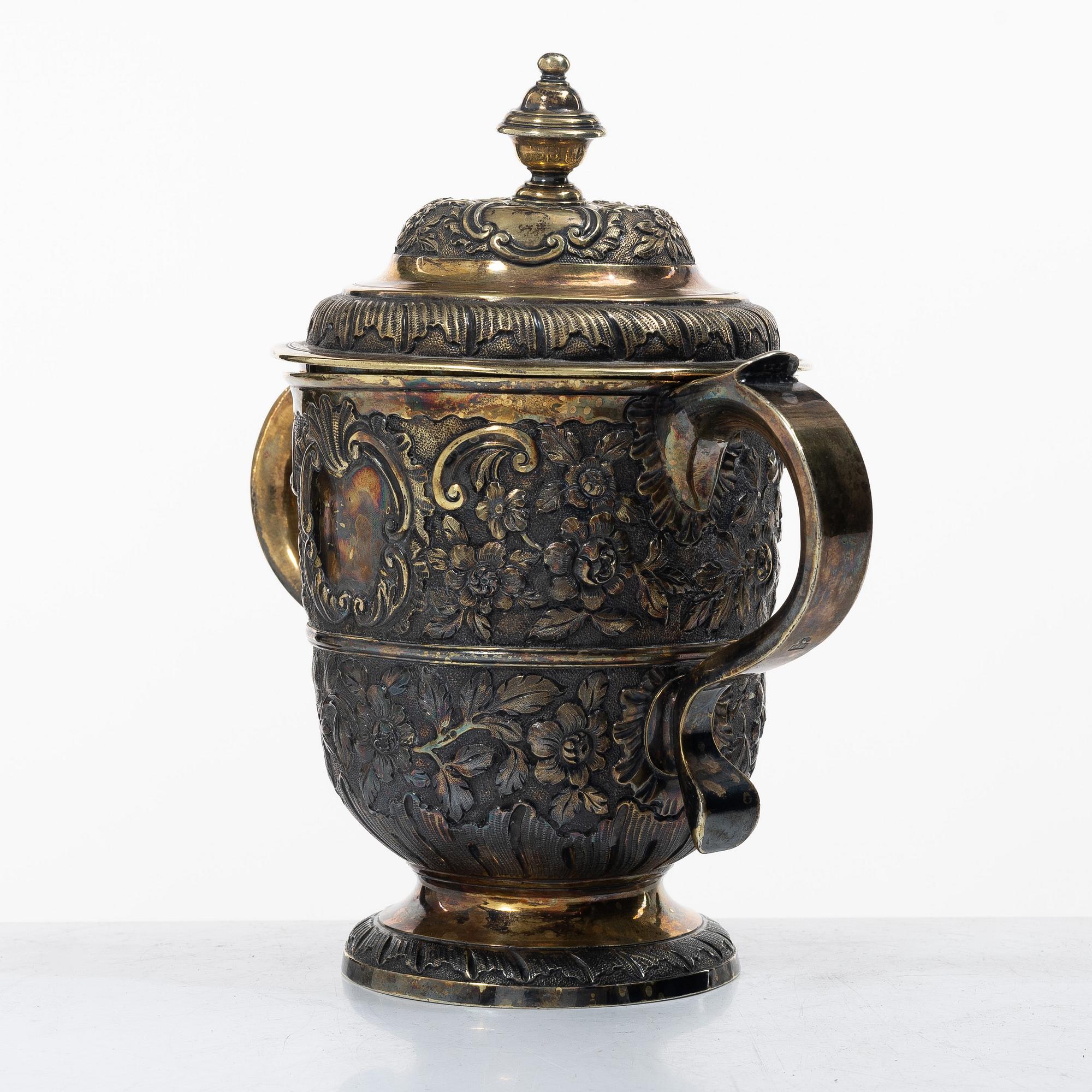 George Boothby, dryckeskanna, förgyllt silver, London 1725.