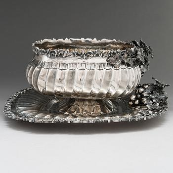 A silver centrepiece bowl, mid-20th century.