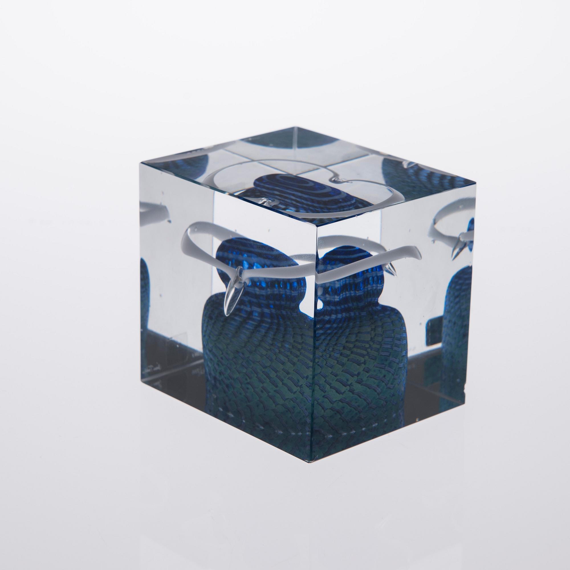 ÅRSKUB, OIVA TOIKKA, glas, signerad Oiva Toikka, Nuutajärvi 1988, 1157/2000.