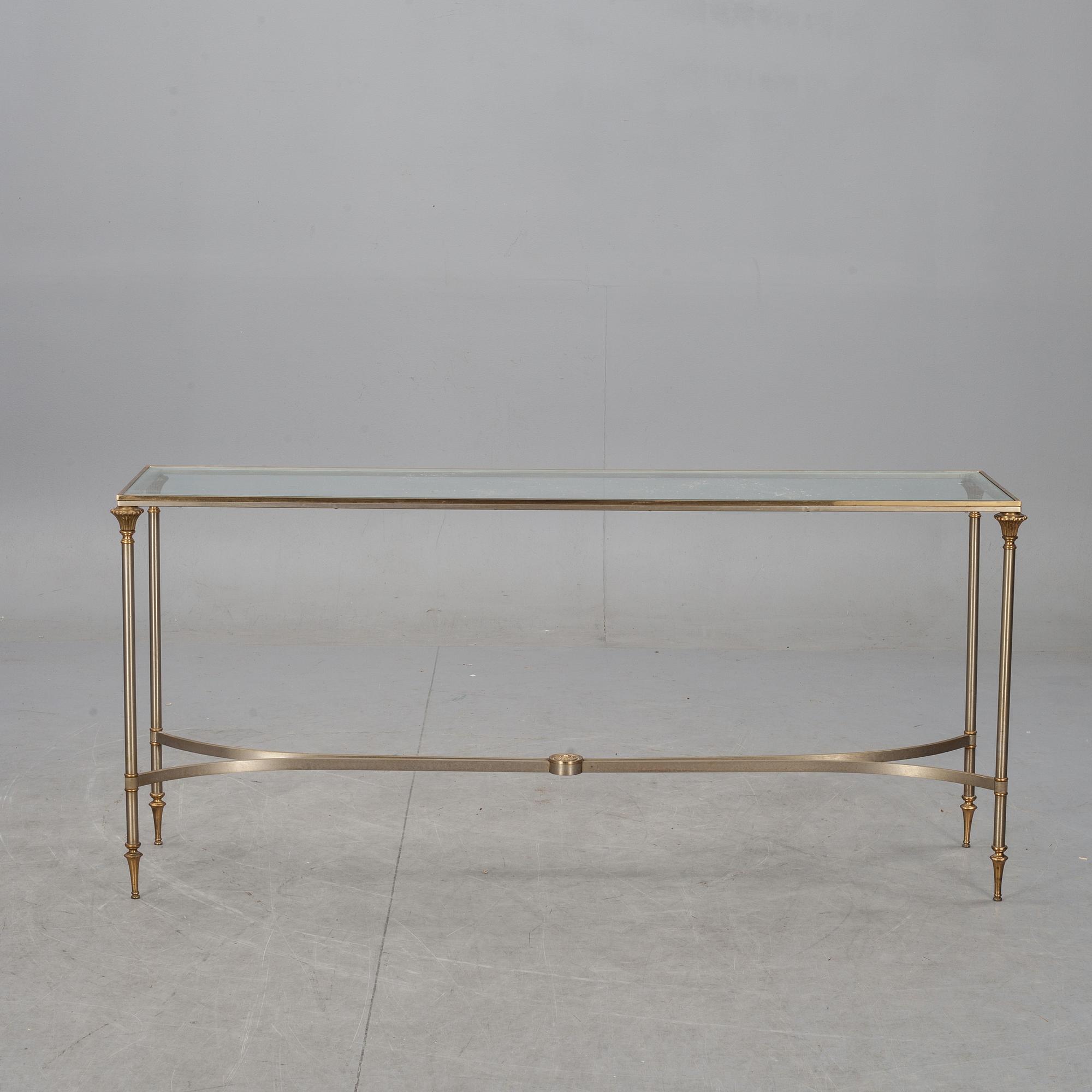 SIDEBOARD, 1900-talets senare del.