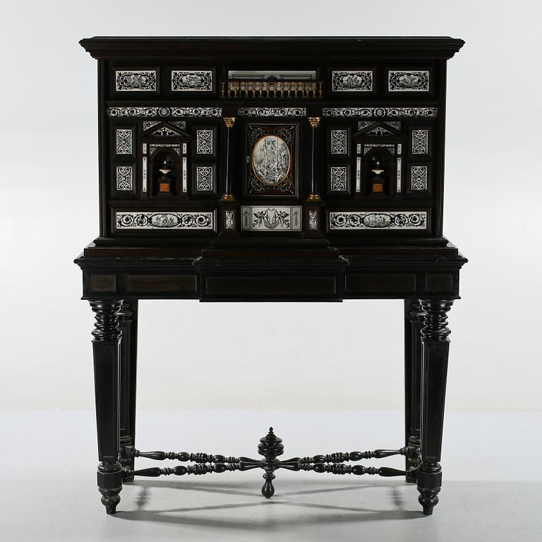 KABINETTSKÅP, barockstil, sent 1800-tal.