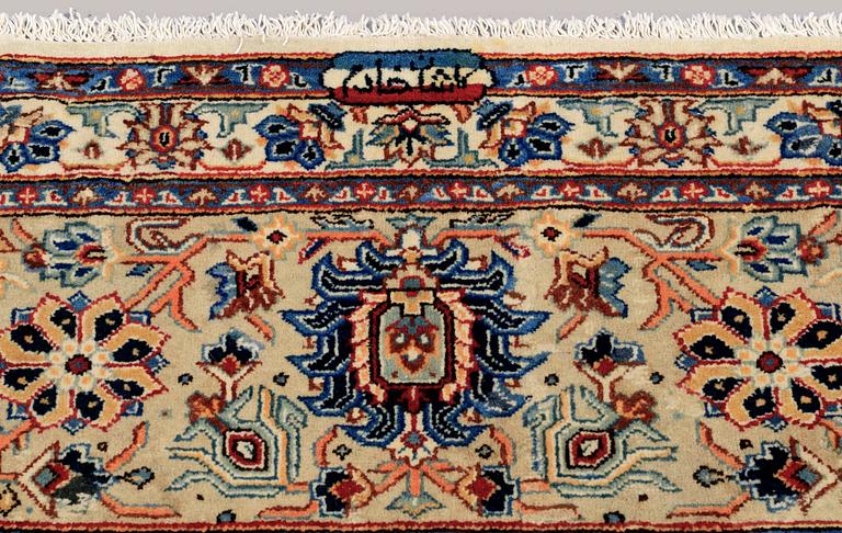 A CARPET, Kashan, signed, ca 430 x 327 cm.