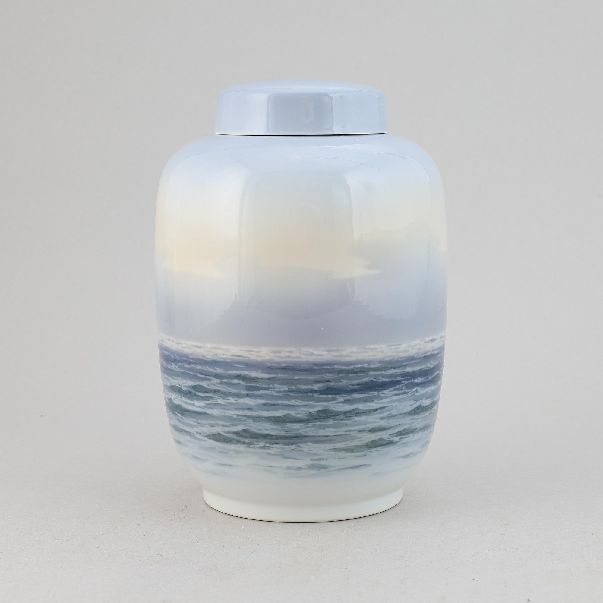 A porcelain vas from Royal Copenhagen, Denmark.