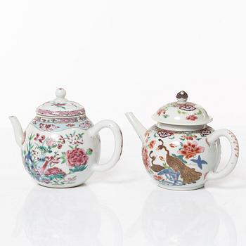 Two famille rose tea pots with covers, Qing dynasty, 18th century.