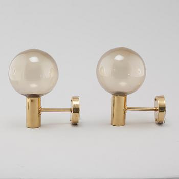 A pair of wall lamps by Hans-AGne Jakobsson for Arnold Wiigs Fabrikker, Norway, second half of the 20th century.