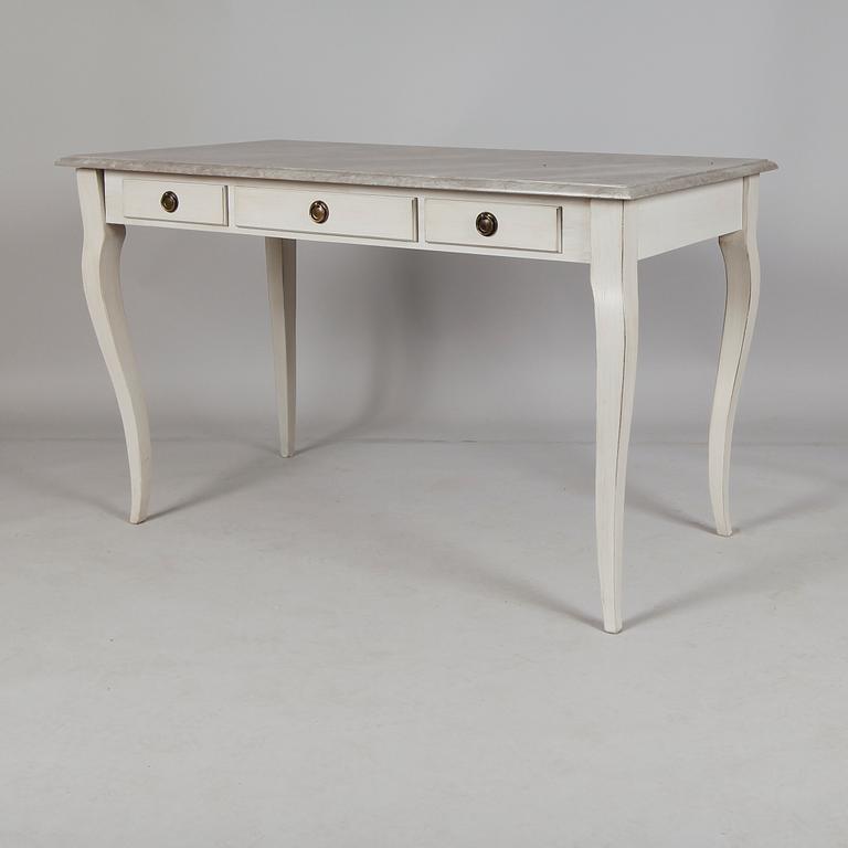 SKRIVBORD, rokokostil, 1900-talets andra hälft.