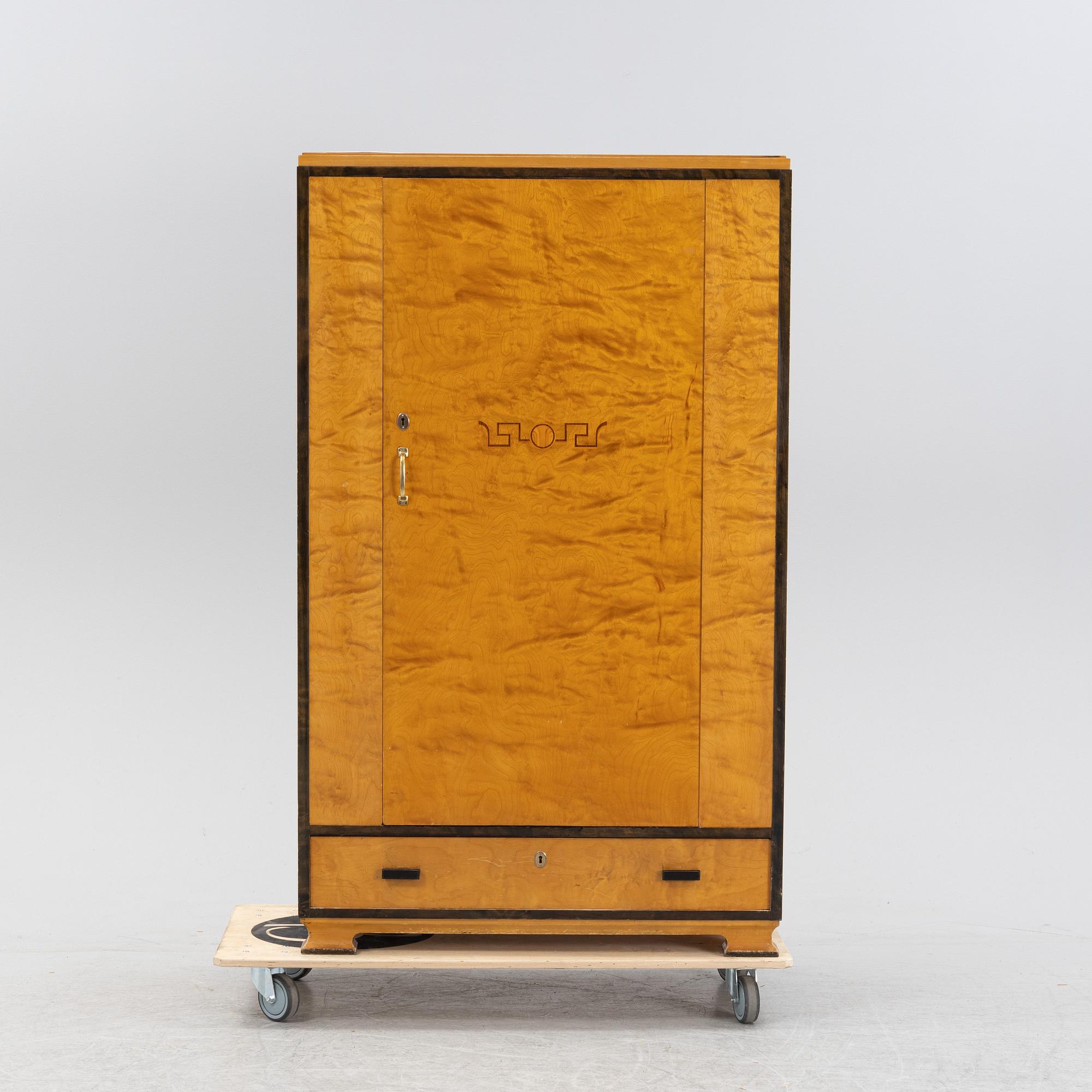 Klädskåp, funkis, 1930-tal.