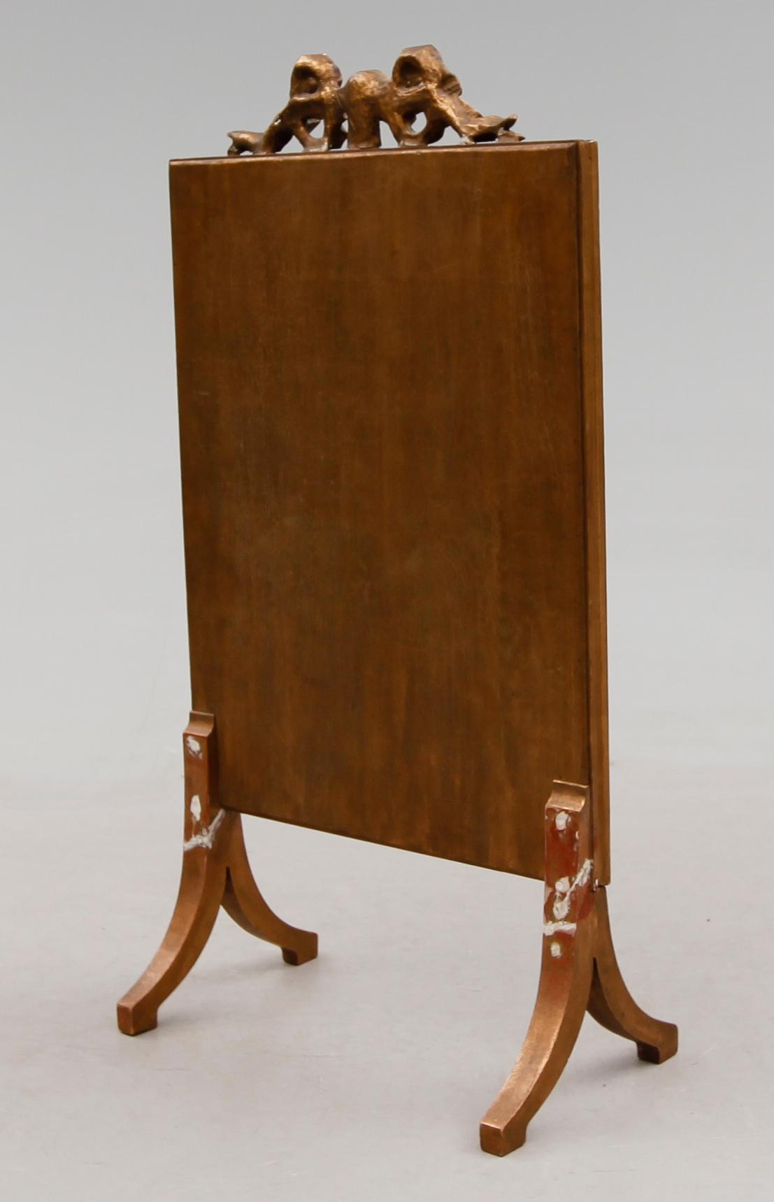 BRASSKÄRM, gustaviansk stil, 1900-talets andra hälft.