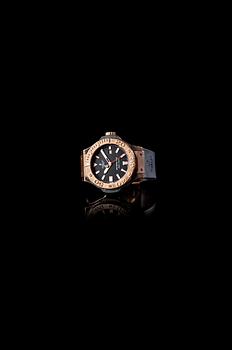 134. Hublot - Big Bang King. Gold / Ceramic / Rubber. Automatic. 48mm. Cert och box. 2009.