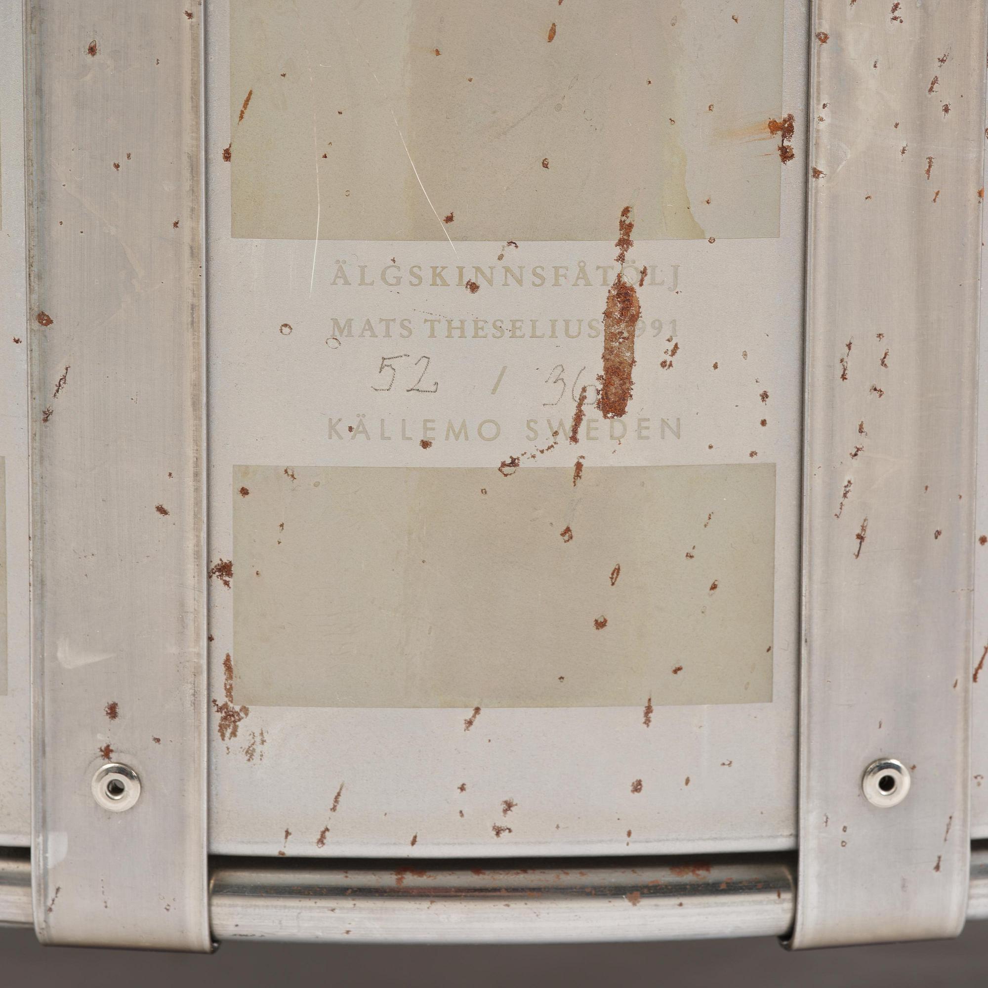 Mats Theselius, fåtölj, "Älgskinnsfåtöljen", ed. 52/360, Källemo, Värnamo, efter 1991.