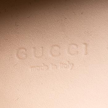 SKOR, dam. Gucci stlk 39½.