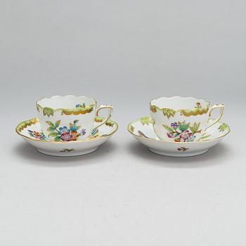A Herend Queen Victoria VBO porcelain coffee set and two trinket boxes, totally 19 pieces, Hungary.