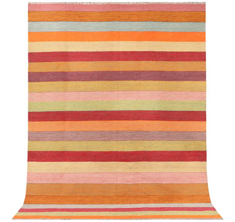 A Kilim carpet, c. 235 x 165 cm.