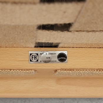 Børge Mogensen, karmstolar ett par, "Tremme hvilestol", Fritz Hansen.