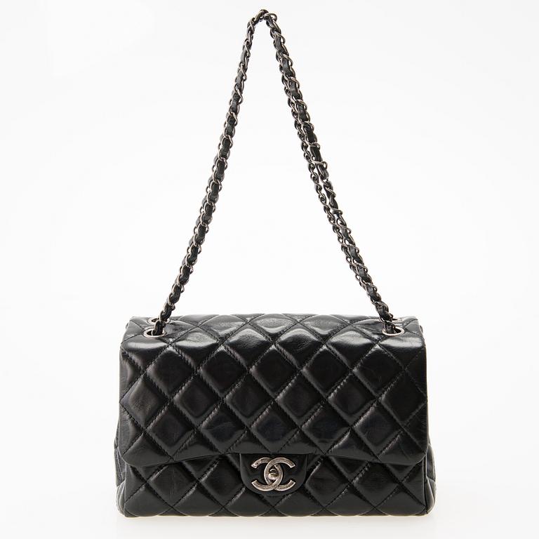 CHANEL, "Coco Soft Flap Bag", VÄSKA.