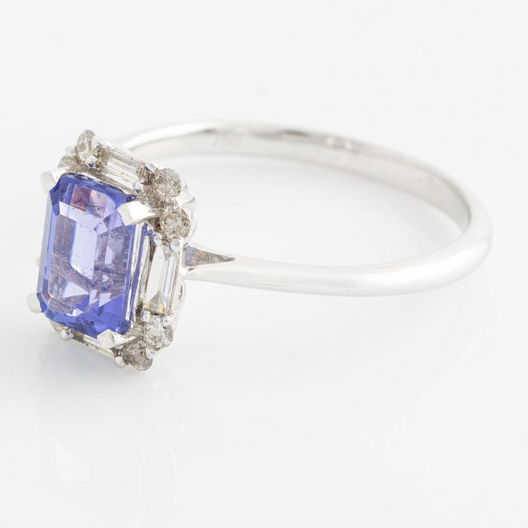 Ring with tanzanite and baguette and brilliant-cut diamonds.