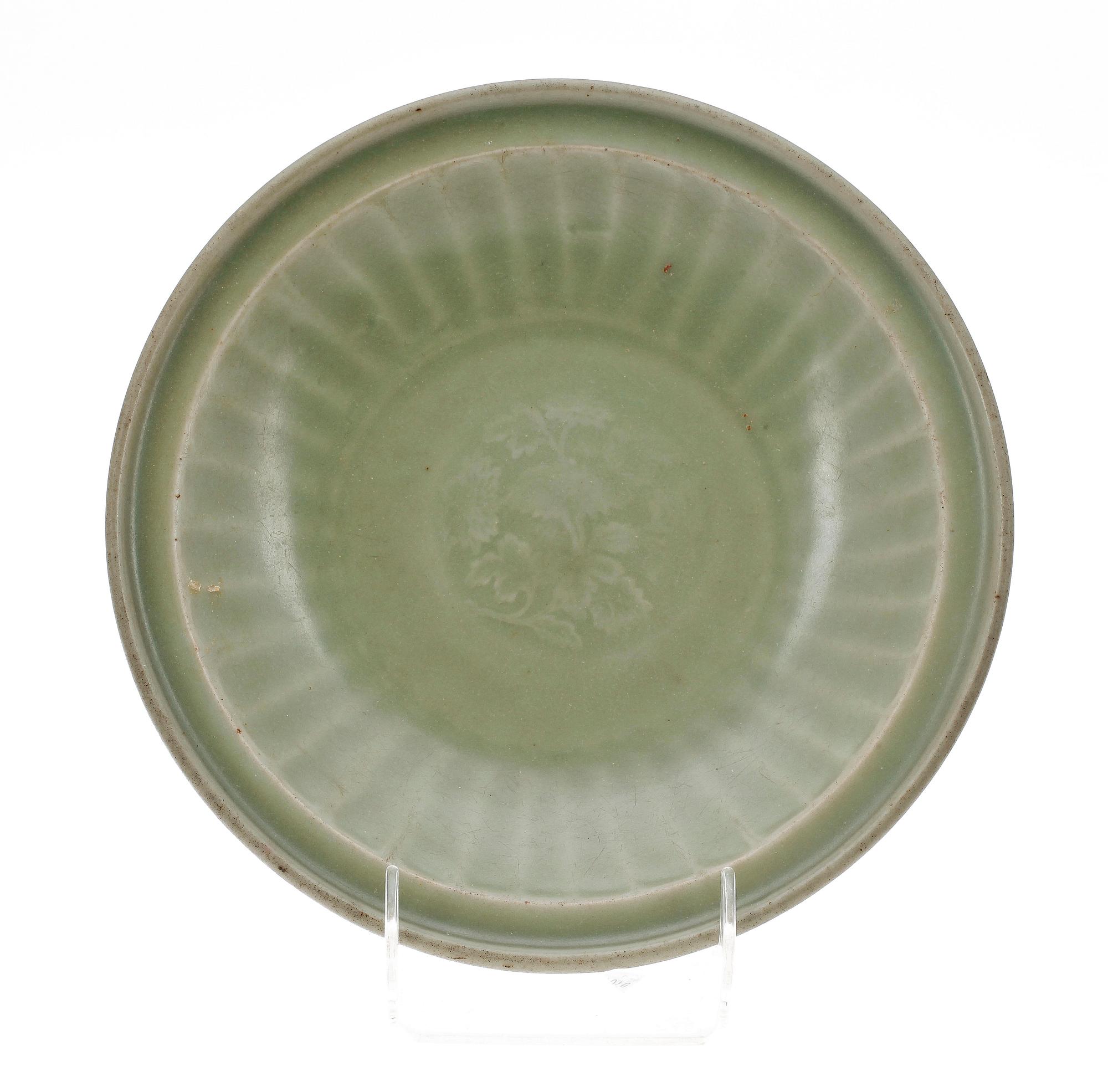 FAT, stengods. Ming dynastin 1500/1600-tal.