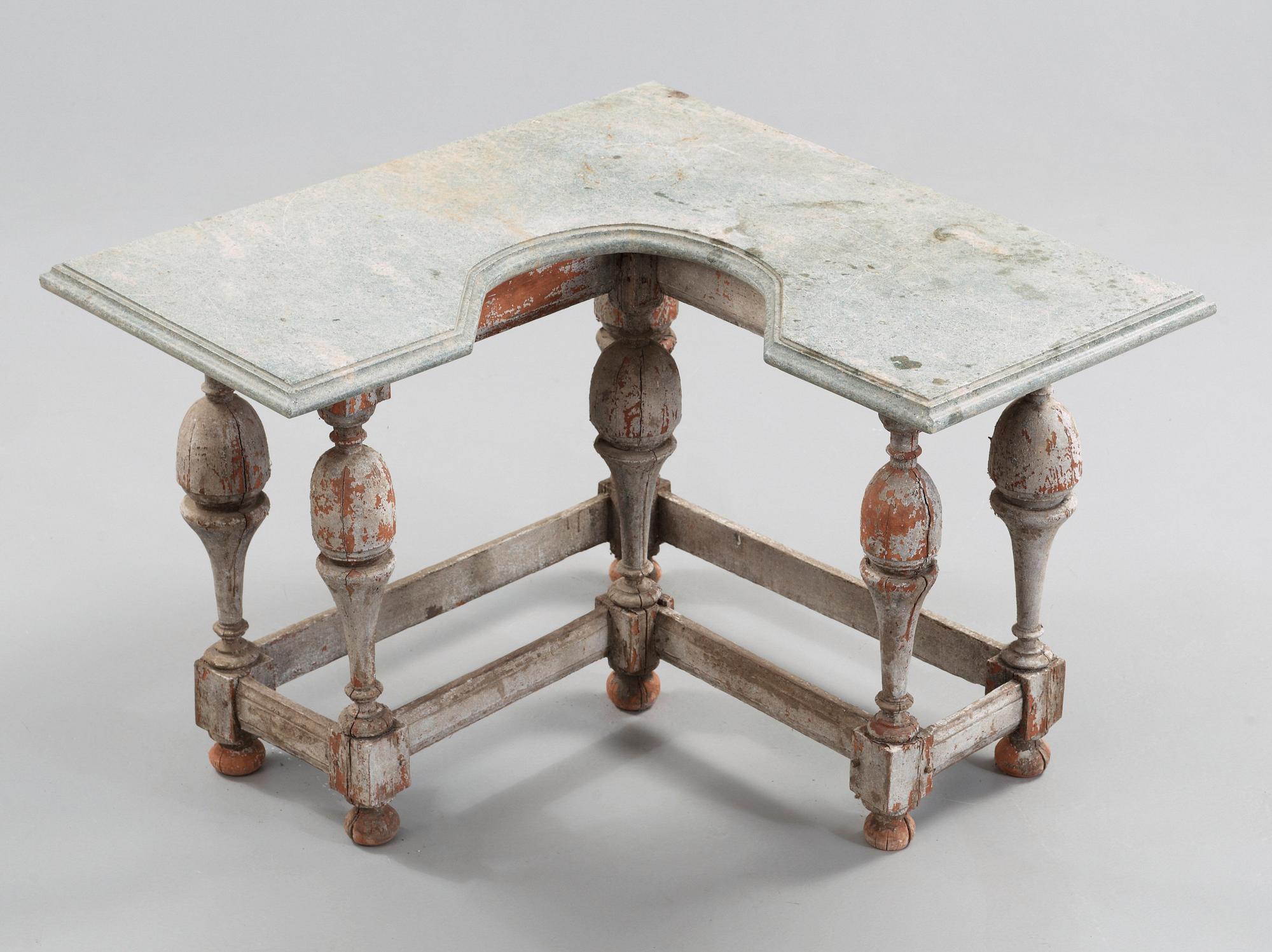 SKÄNKBORD. Sverige, omkring år 1700. Barock.