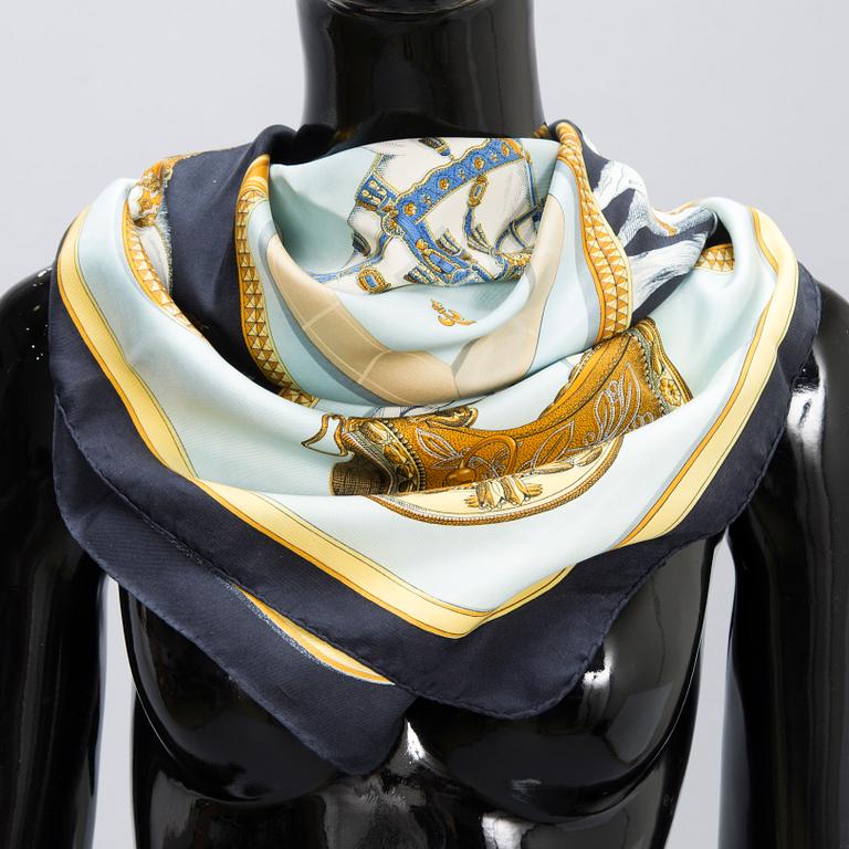 HERMÈS, A SCARF "Grand Apparat".