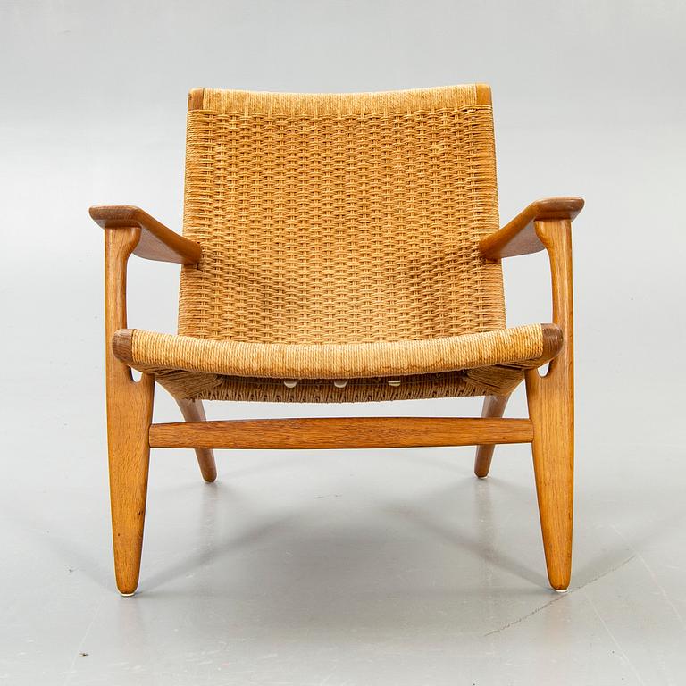 Hans J Wegner,