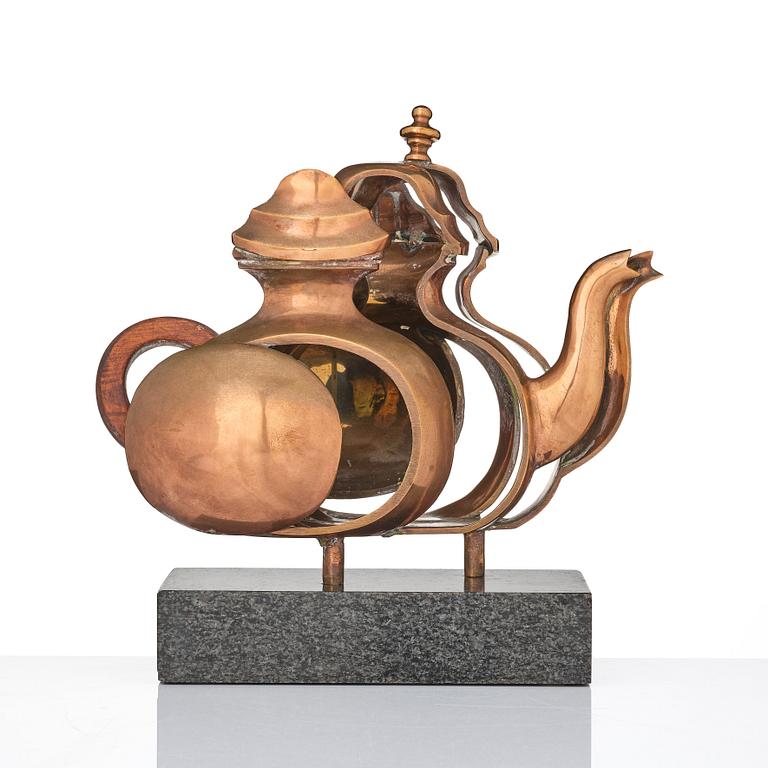 Arman (Armand Pierre Fernandez), "Tea for Two (Théière découpée)".