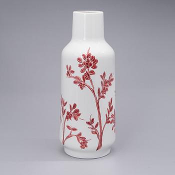 HEINI RIITAHUHTA, A VASE. Puolukka (Lingonberry). Signed Heini Riitahuhta, 2005.