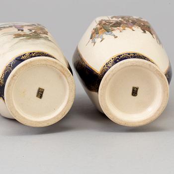 A pair of Japanese satsuma vases, Meiji period, early 20th Century.