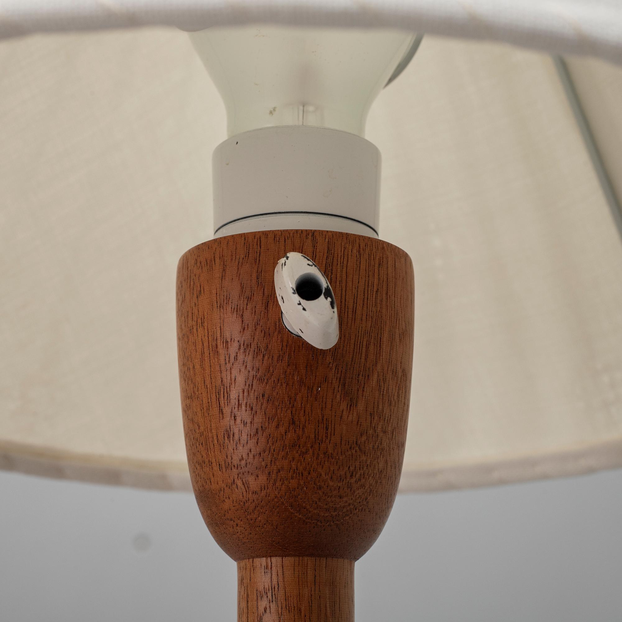 CARL MALMSTEN, golvlampa, "Staken".