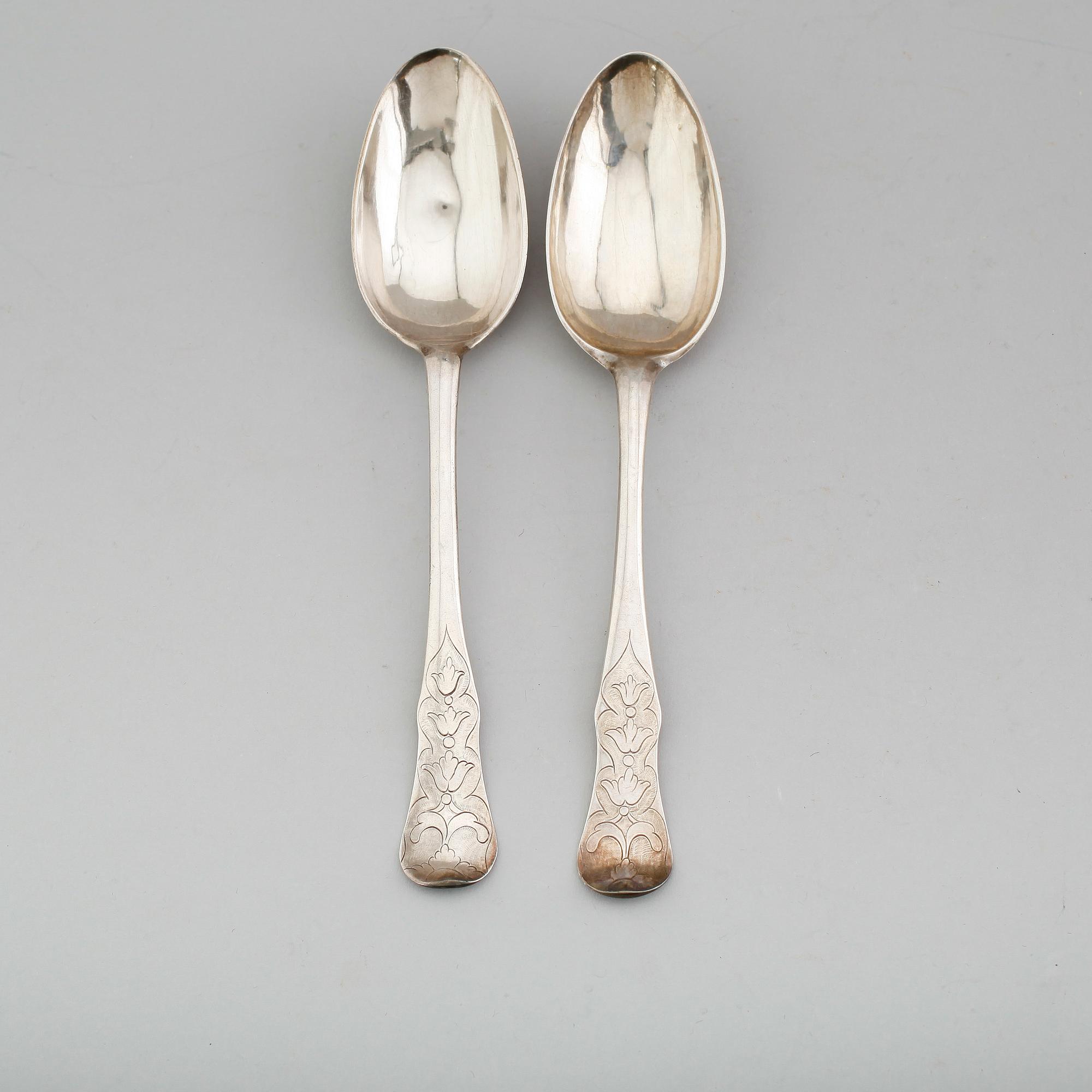 MATSKEDAR, 1 par, silver, Samuel Lyberg, Borås 1781. Vikt ca 103 gram.