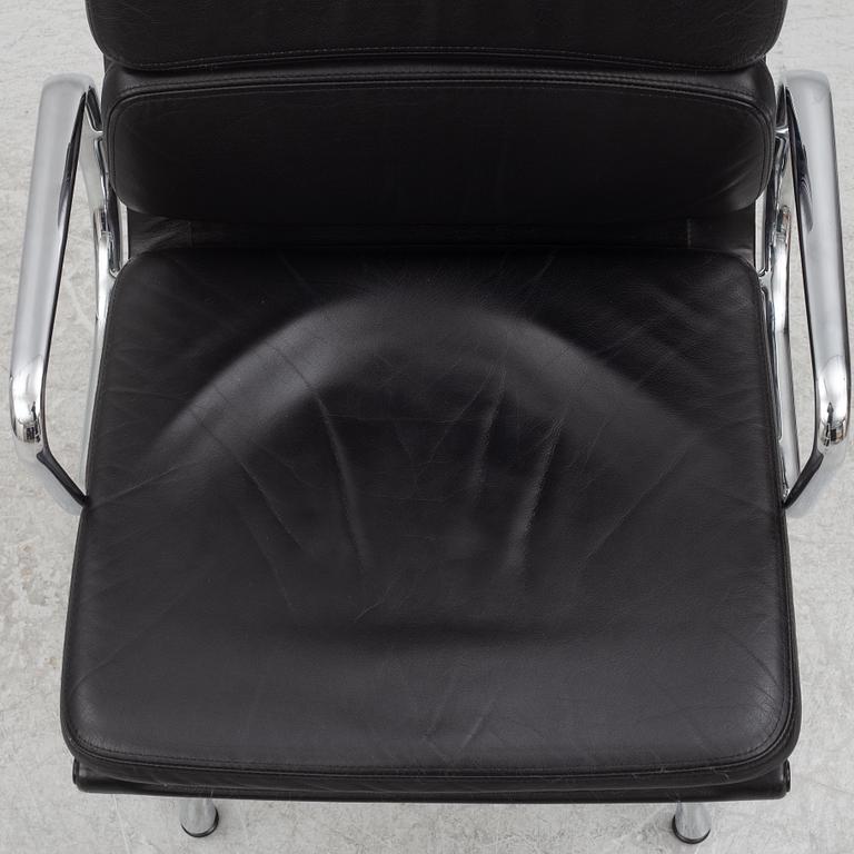 Charles & Ray Eames, kontorsstol, "Soft Pad Chair EA217", Vitra.