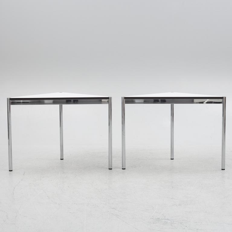 USM Haller, a pair of side tables.