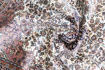 Rug, silk, Kashmir, approx. 215 x 212 cm.