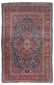 819. RUG semi-antique Kashan 205,5 x 132,5 cm.