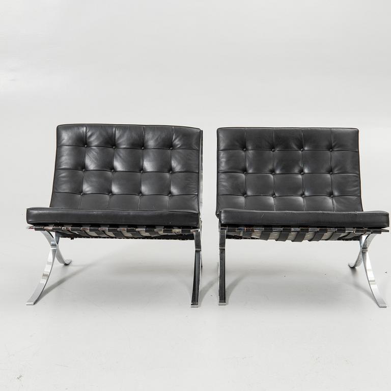 Ludwig Mies van der Rohe, Fåtöljer, ett par, "Barcelona", Knoll.